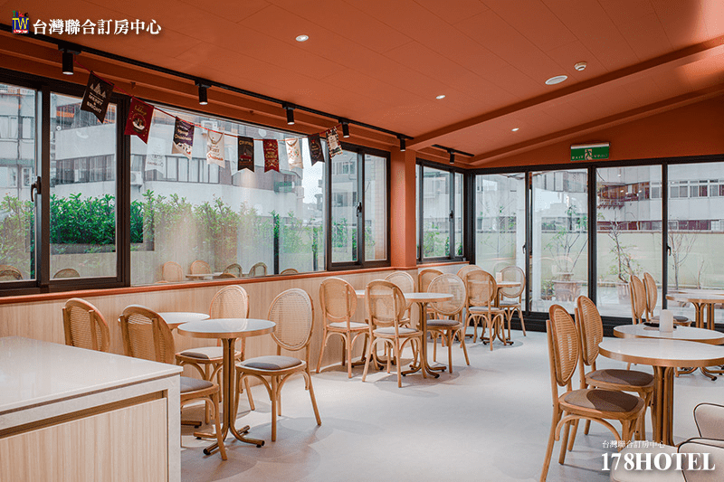 芝山璞旅客房內部溫馨光影