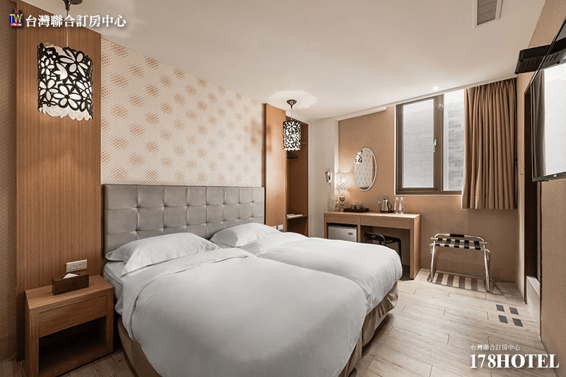 客房內部舒適床鋪配置