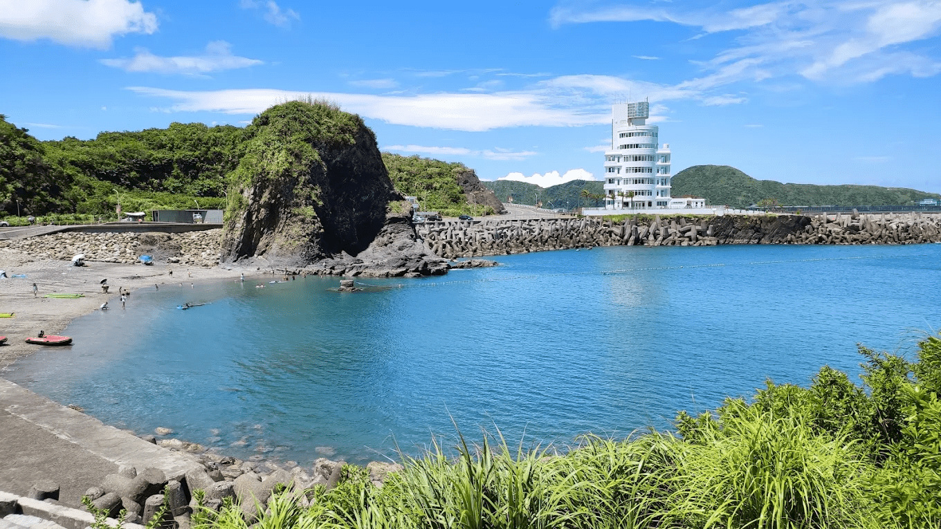 豆腐岬風景區｜像豆腐一樣溫柔的海灣秘境，蘇澳最適合親子與浮潛的海景角落