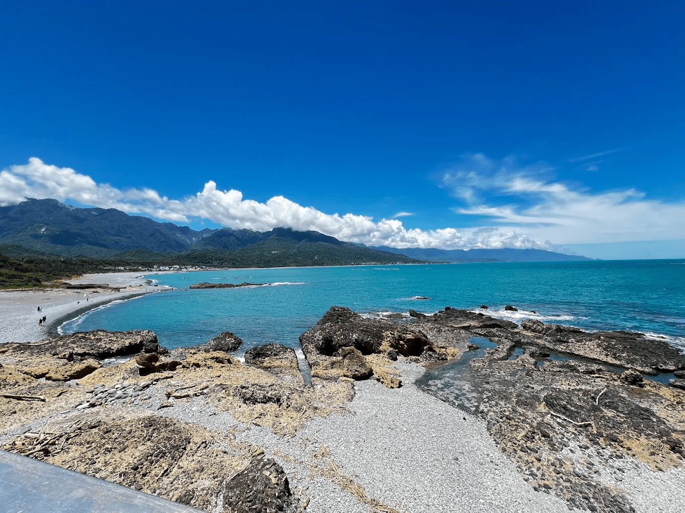 由側方遠眺三仙台與步橋