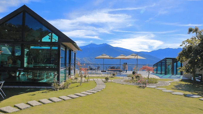 從日出到星空都在窗外，這份清境農場住宿整理適合想住進山裡的人