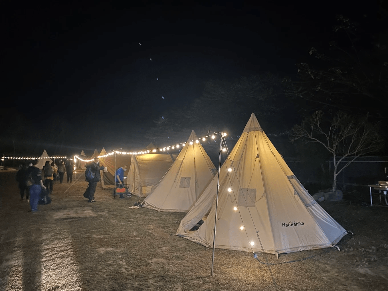 山谷露瑪露營區