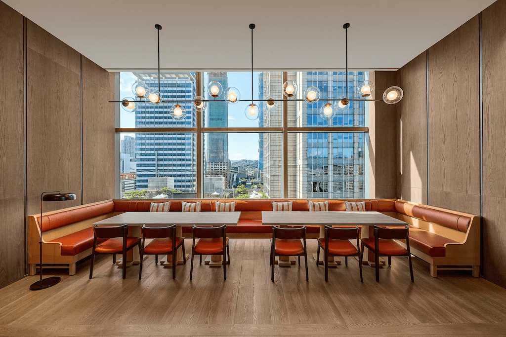 在信義區的夜色裡住一晚台北，走進台北W飯店，與城市的節奏同步呼吸