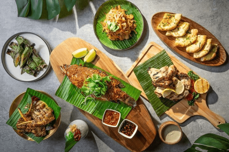 夜色落在新北板橋，高樓之上的板橋凱撒大飯店成了旅程裡最剛好的停靠點