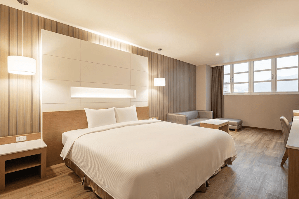 當海風與陽光同時進房間，花蓮飯店成了旅行最舒服的停靠