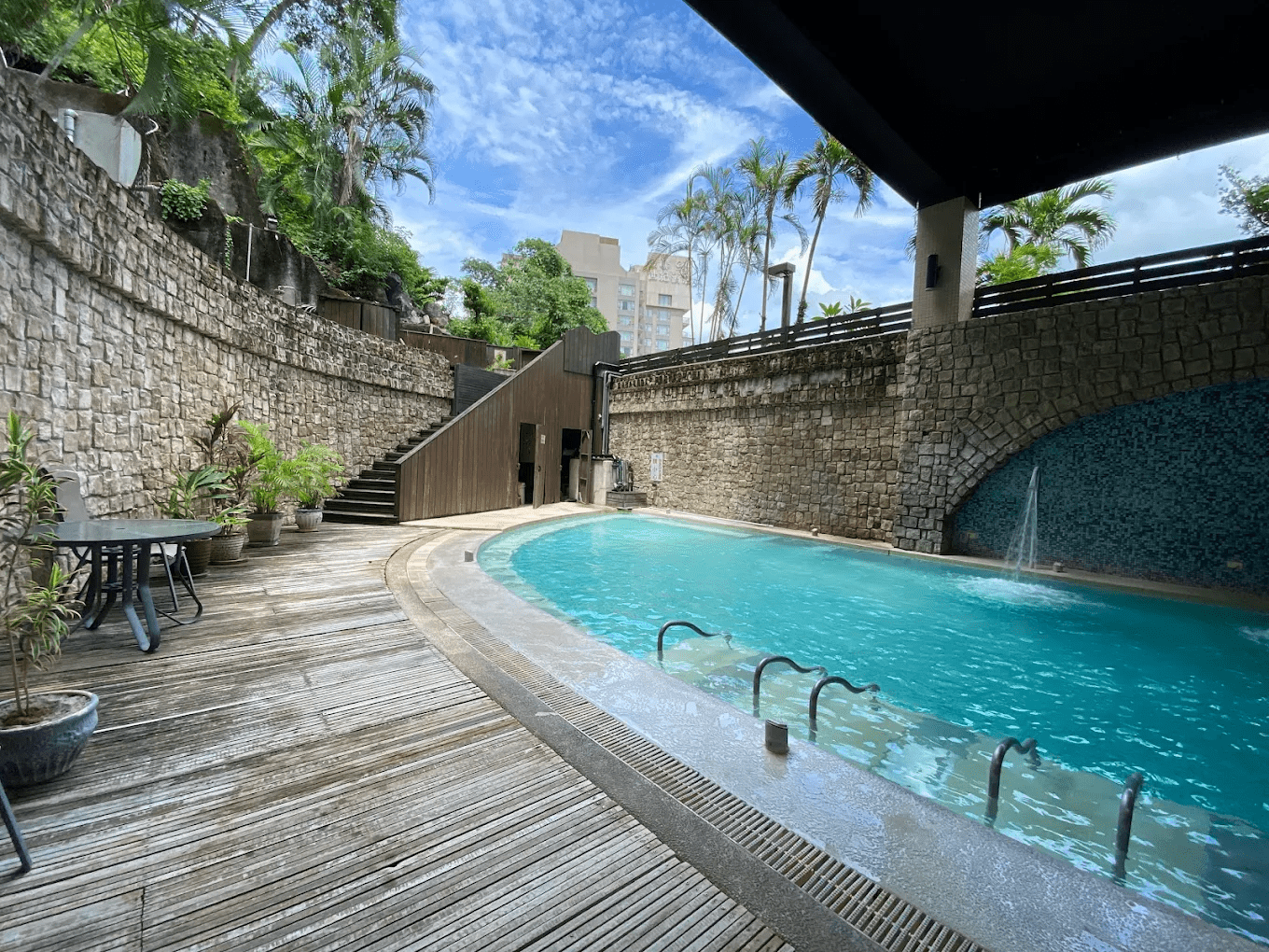 把行程留給台東知本溫泉，一晚住宿加一池熱湯，剛好把旅途的疲憊放掉