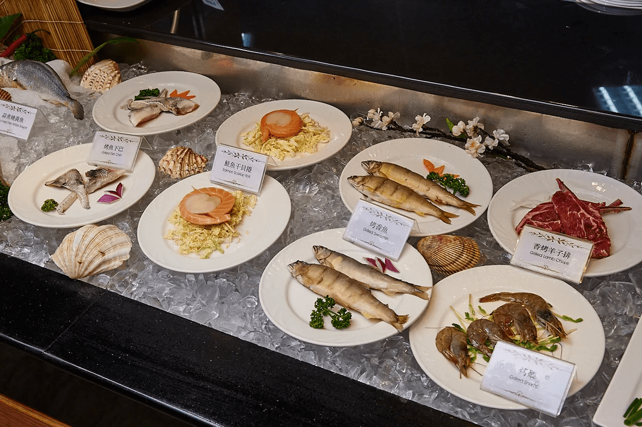 旅途中最剛好的停靠點,台南大飯店自助餐把歐式 Buffet 吃成一段休息