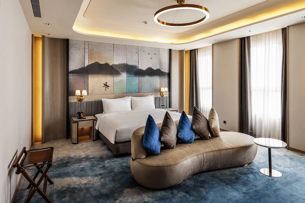 把行李放下就能出門散步的嘉義住宿，讓吃飯、散步與休息都很剛好