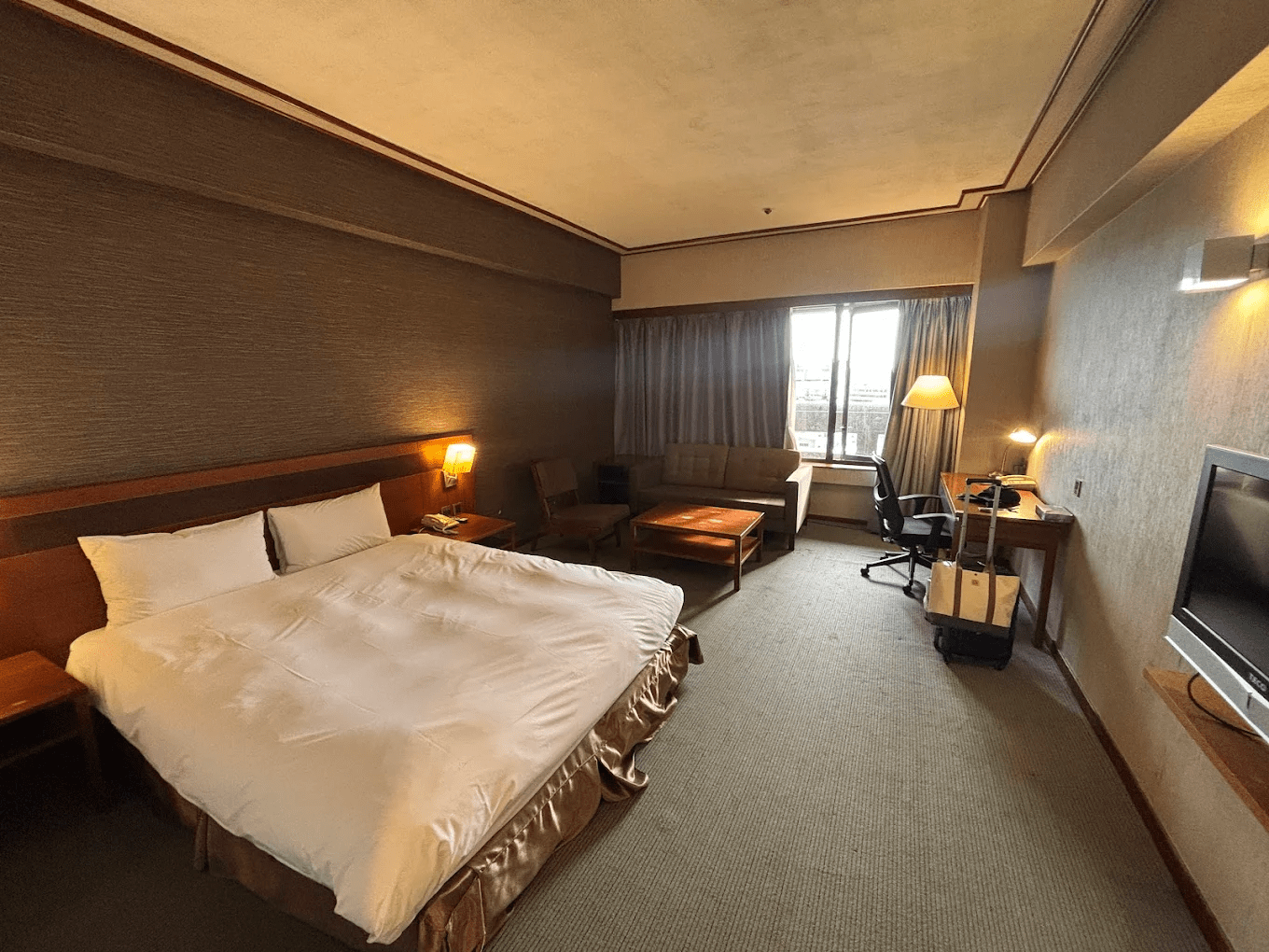 順著新竹街景與生活動線前行，挑一間讓人安心入住的理想飯店