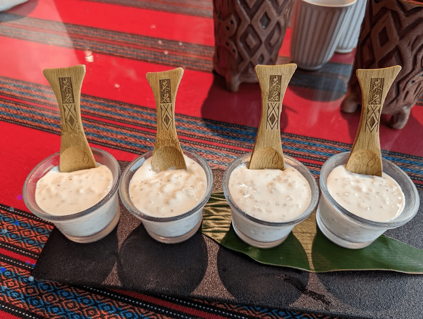 巧妙運用在地蔬果與海鮮打造的創意佳餚