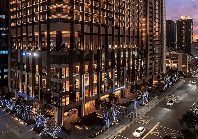 走進亞灣核心的高雄日航酒店，把港都風景與日系生活一次住進來