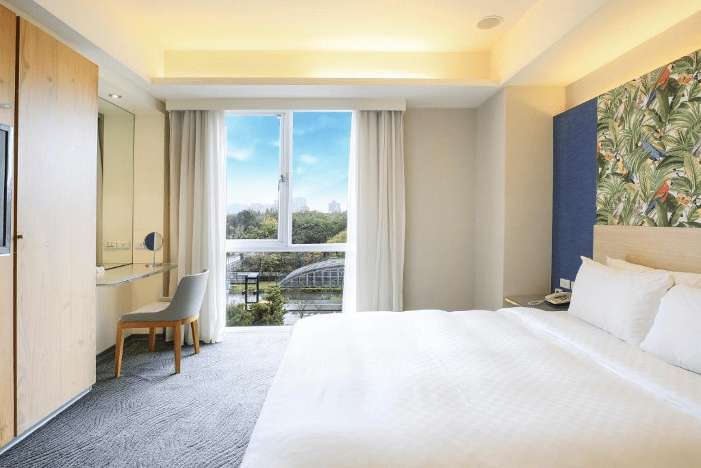 枕著都會光影入夢，台北極簡隱邸，在繁華中心尋回一片屬於自己的留白