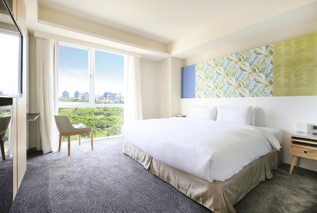 枕著都會光影入夢，台北極簡隱邸，在繁華中心尋回一片屬於自己的留白