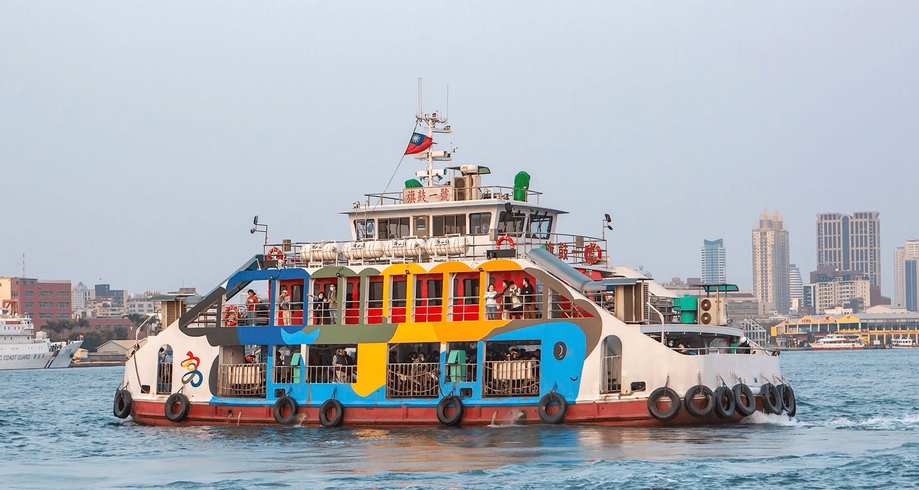 從港邊的風到城市的燈,高雄住宿怎麼選才能讓整趟旅行慢慢展開