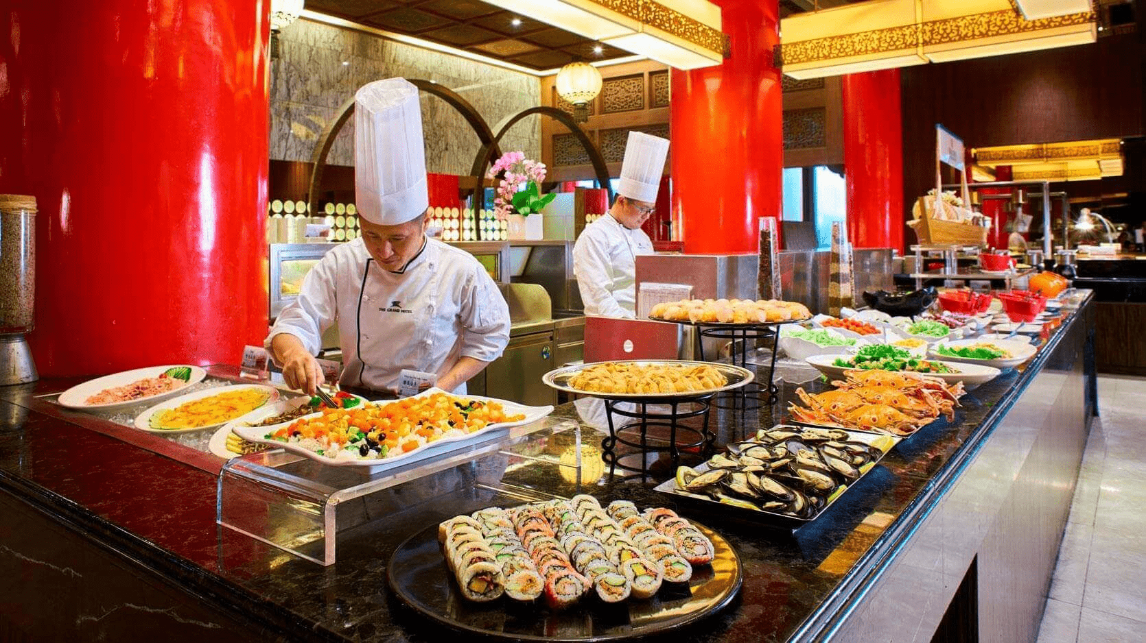 選一個不趕行程的日子走進圓山飯店，讓建築、密道與餐桌，把台北慢慢說給你聽