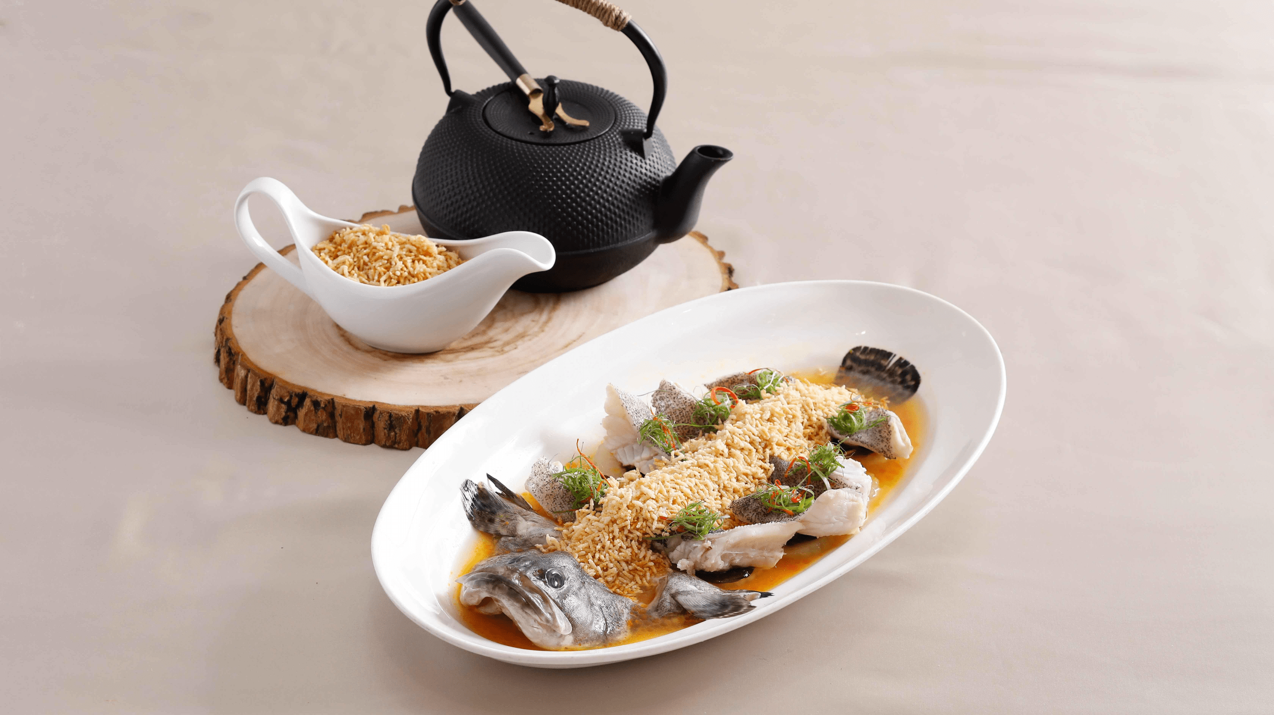 選一個不趕行程的日子走進圓山飯店，讓建築、密道與餐桌，把台北慢慢說給你聽