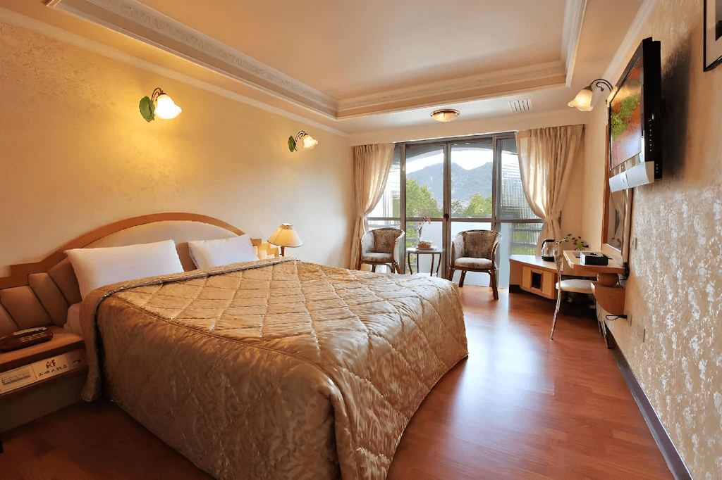 在光影更迭的雲頂遇見自己，阿里山住宿全攻略，一場與古老森林的對話