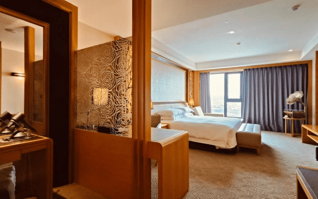 白天走過台中的街景夜晚回到房間，五間飯店陪你完成這趟旅程