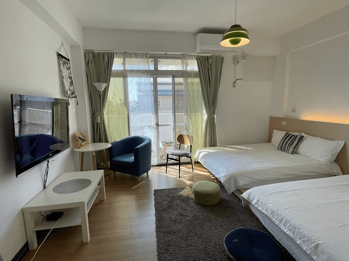 天亮看湖、入夜上山，在南投住宿裡走過日月潭、清境到市區的節奏