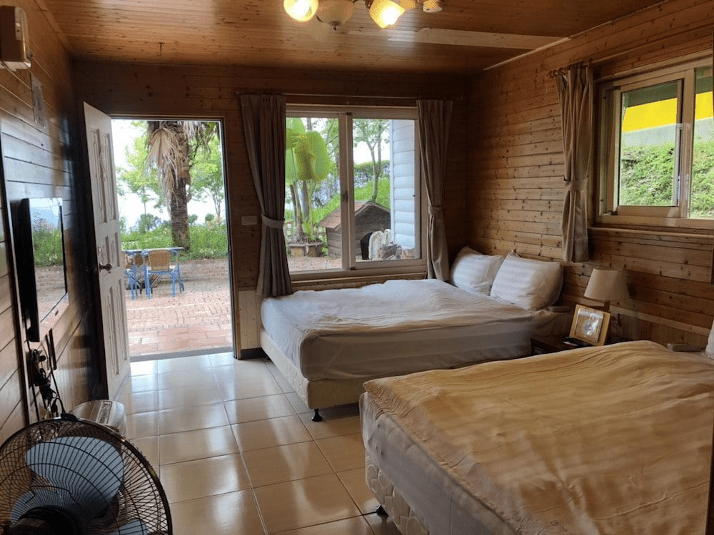 清晨在清境農場醒來,窗外是雲海與山色,這些住宿讓人願意多留一晚