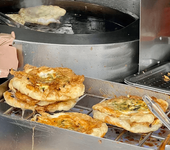 不趕行程的礁溪一日遊,沿著溫泉熱氣與美食香味走完一整天