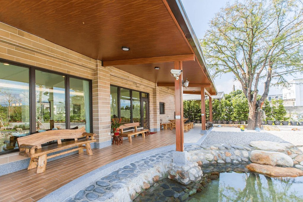 沿著礁溪到冬山慢慢住下來，精選 5 間宜蘭住宿，把旅行節奏留給風景與時間