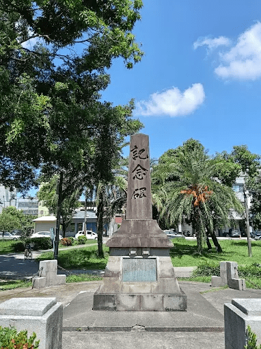 從舊鐵橋出發探索高雄大樹景點，在濕地風景與佛光山之間放慢腳步