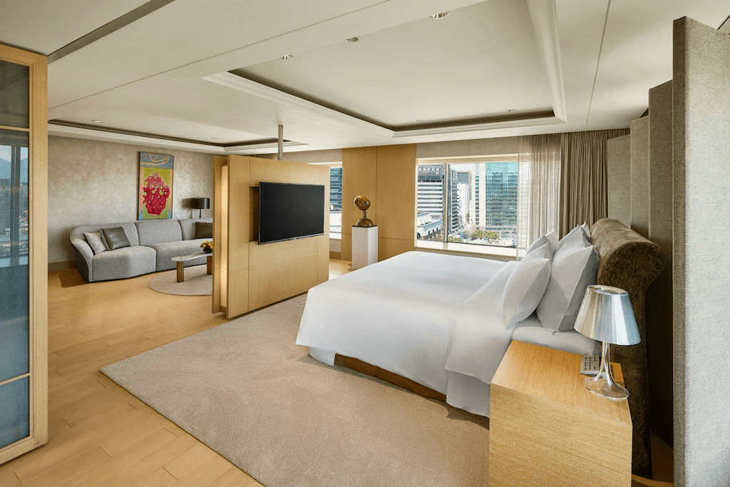 台北住宿推薦｜從車站燈光到高處夜景，找到適合自己的住宿節奏