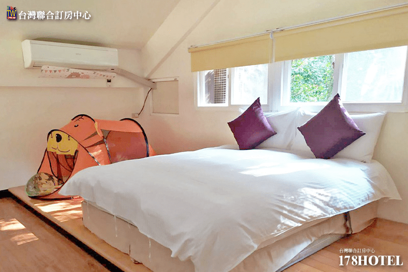 山嵐環繞的渡假村外觀