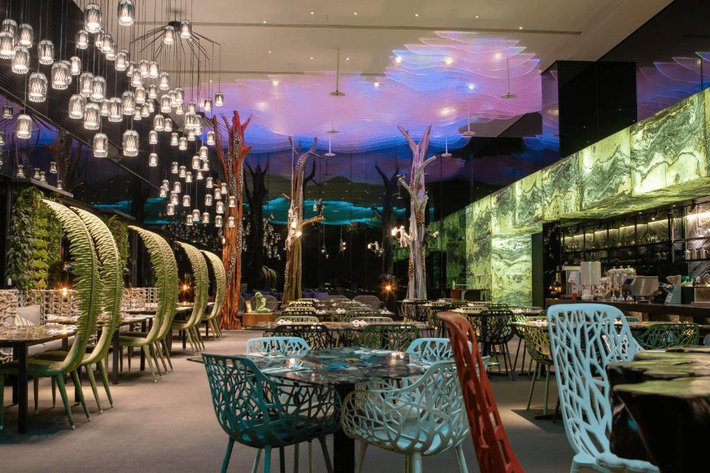 走進像電影場景的森林旅店,阿樹國際旅店,藏在松山的自然系設計秘境