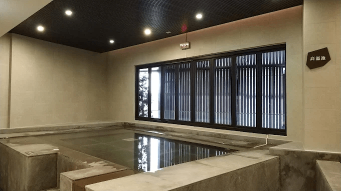 週末走進宜蘭礁溪泡湯過夜，在溫泉飯店與民宿之間慢慢選一晚好眠