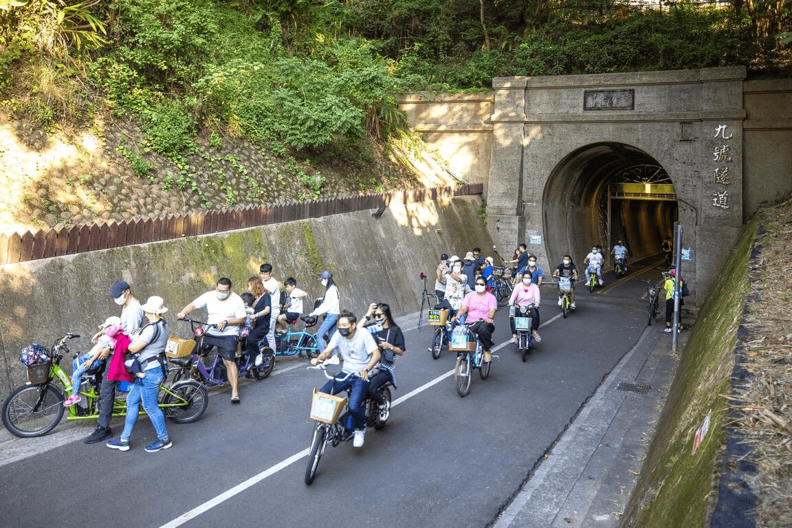 當風從大甲溪吹過來，在台中后豐鐵馬道騎一段剛剛好的單車旅程