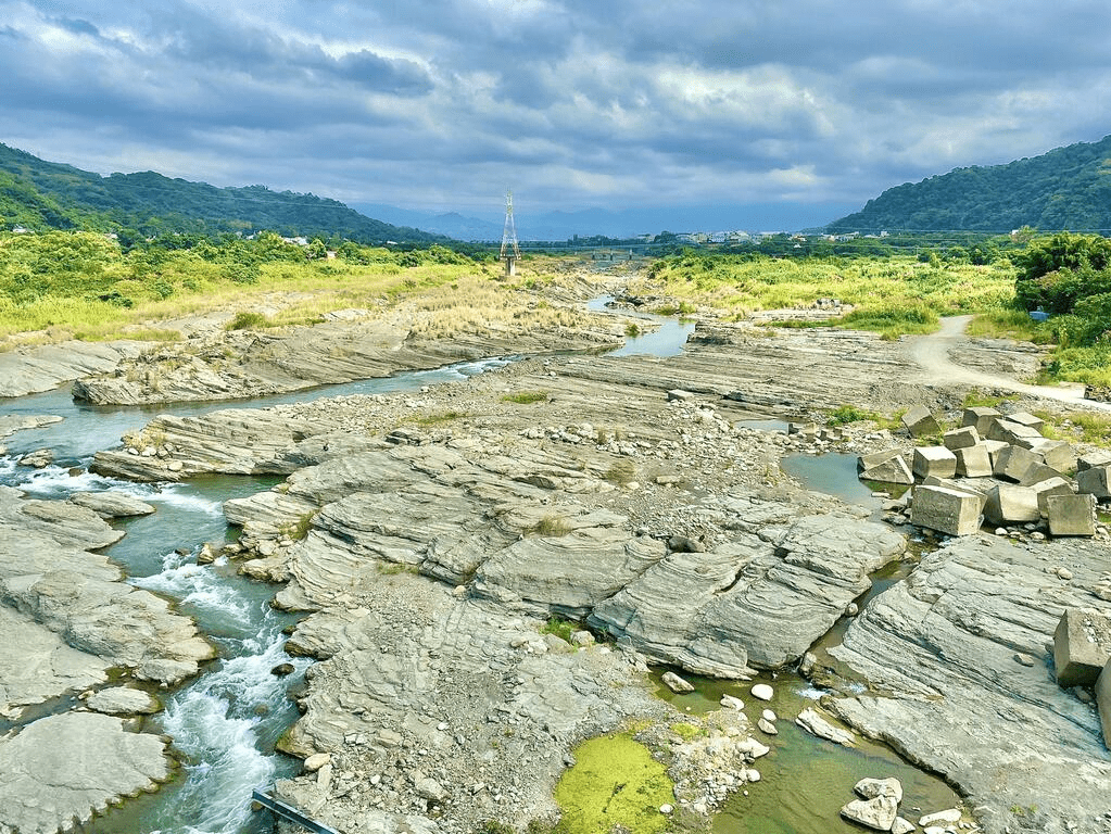 當風從大甲溪吹過來，在台中后豐鐵馬道騎一段剛剛好的單車旅程