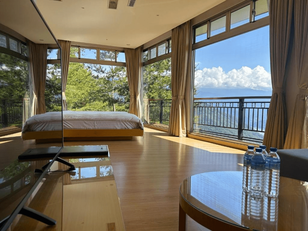 為了雲海與晨光走進清境，南投山城的一晚讓時間慢慢停下來