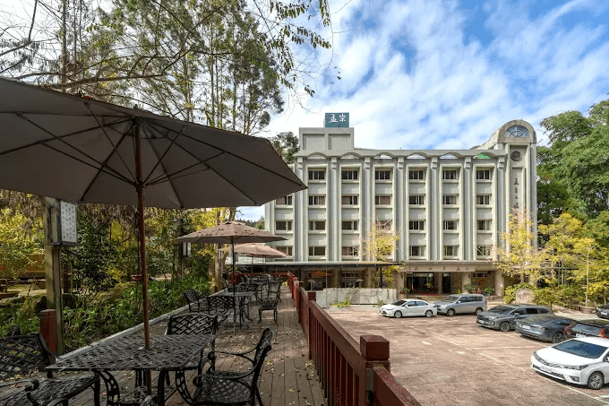 不為趕景點而旅行,在杉林溪選擇合適住宿,讓雲霧與時間一起慢慢走