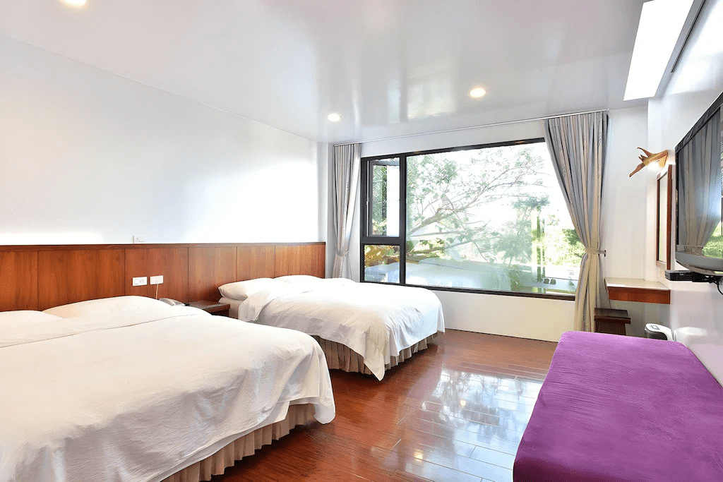 秋冬走上阿里山，在雲海升起的清晨與木屋安靜的夜裡，住一晚剛好的山居節奏