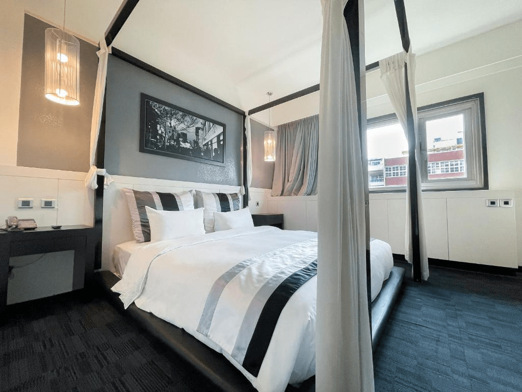 從亞灣海景到市中心燈火，高雄飯店精選 5 間，住一晚就懂港都的夜與風