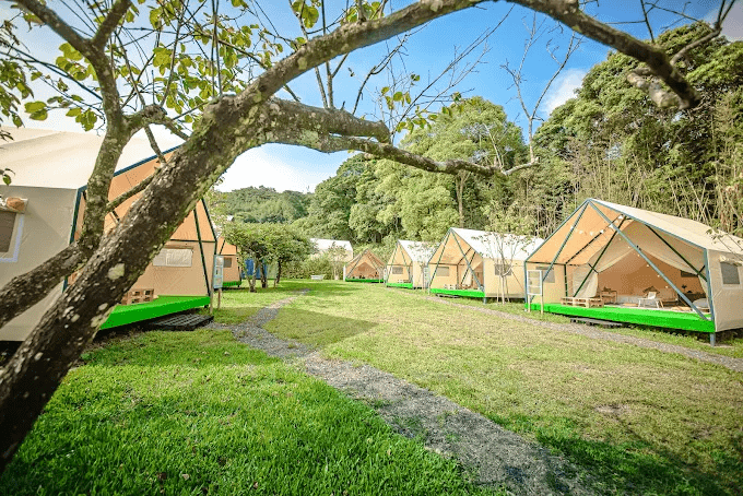 當週末想慢下來，就到台灣住一晚懶人露營，讓風景替你把日子放鬆