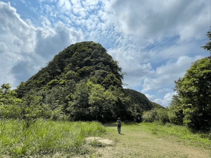 沿著山海走進新北秘境，在瀑布水氣與漁村海風之間慢慢展開一場安靜旅行