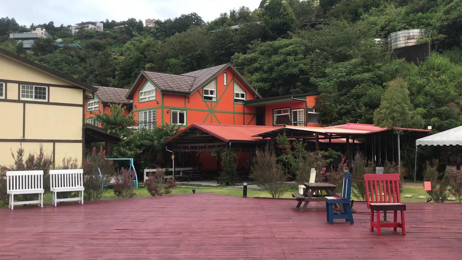 清境住宿推薦｜清境之星樂活民宿：入住「台版阿爾卑斯山」，180度絕美山景房只要$1,450起！