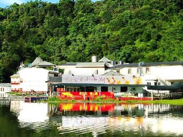 2026南投埔里住宿推薦｜天水蓮大飯店：全台唯一水上湖景飯店，限時優惠2180元起，與鯉魚潭山水共眠的自然饗宴