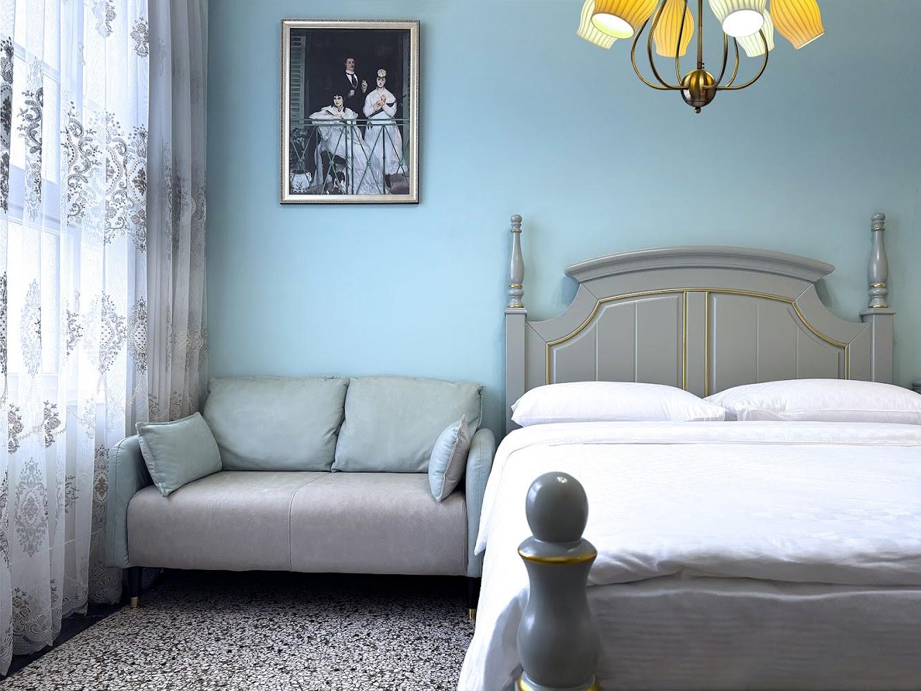 2026 台南安平住宿推薦｜朗香洋房：1964 年老洋房化身藝術殿堂，平日雙人包棟首選