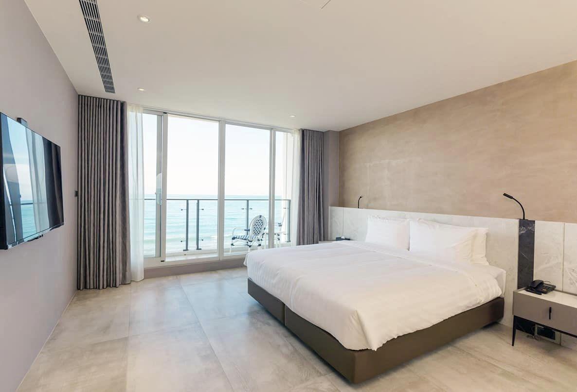 2026北海岸度假首選！石門「半島海悅渡假會館」零距離海景房、寵物友善空間全攻略