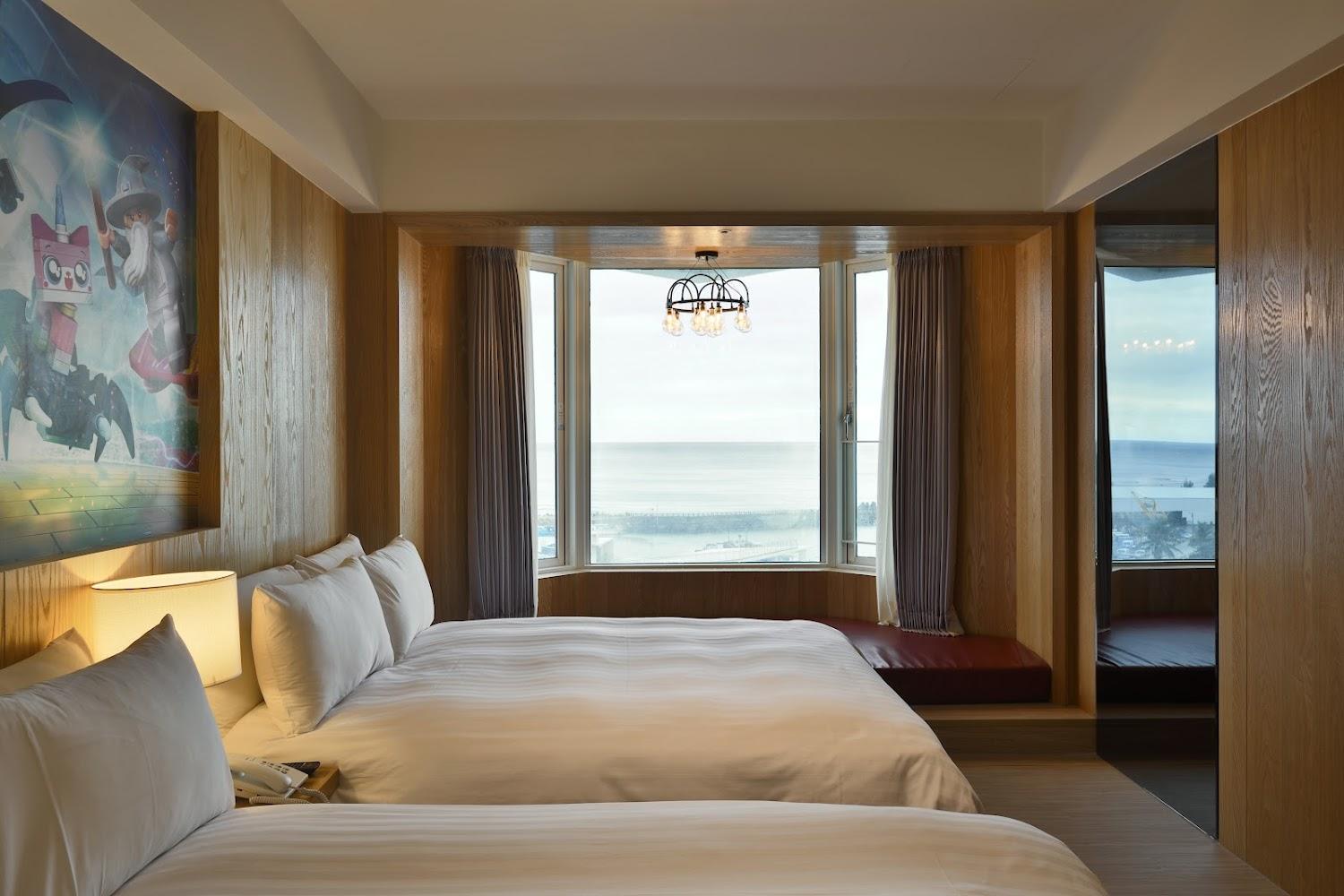 2026暑假必去！墾丁長灘休閒飯店限時特惠 $2,780 起，坐擁全台最大 700 坪親子樂園與無敵海景