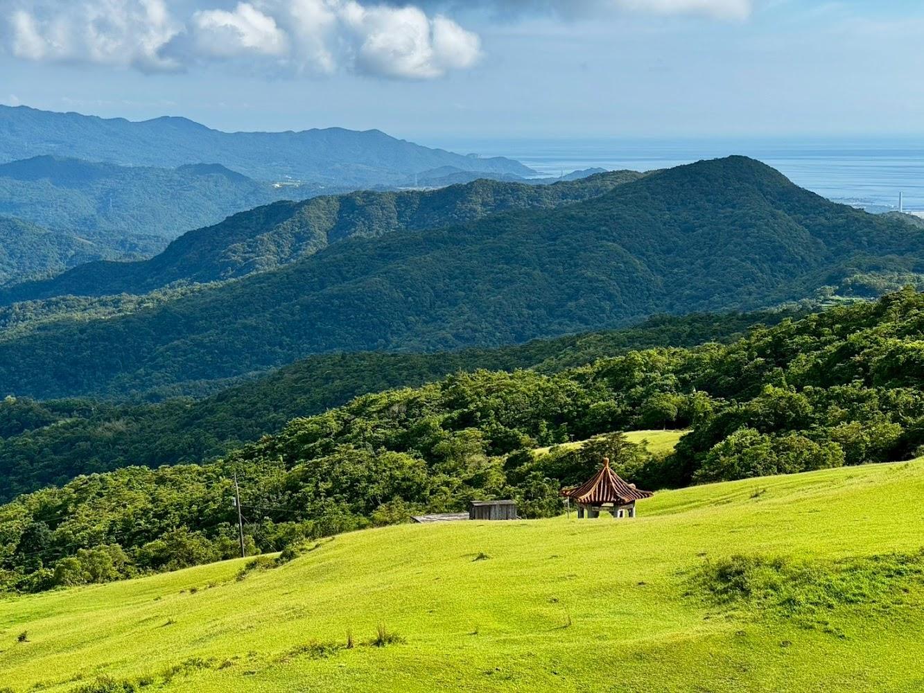2026北台灣最夢幻步道！桃源谷大草原：俯瞰太平洋與龜山島的山海絕景全攻略