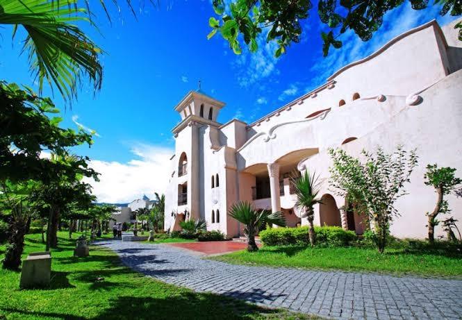 2026花蓮「台版威尼斯」限時優惠！理想大地升等蜜月房$4,999起，遊艇早餐全包免出國