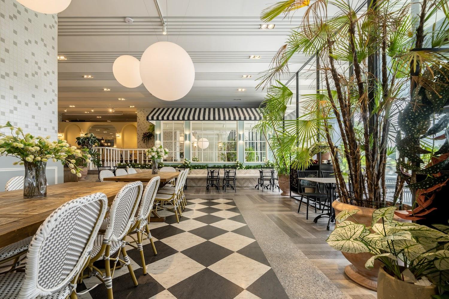 2026台南森林系餐廳推薦》雛菊見DAISY HOUSE國賓店：絕美夢幻花園空間，必吃療癒畫盤甜點與義式料理