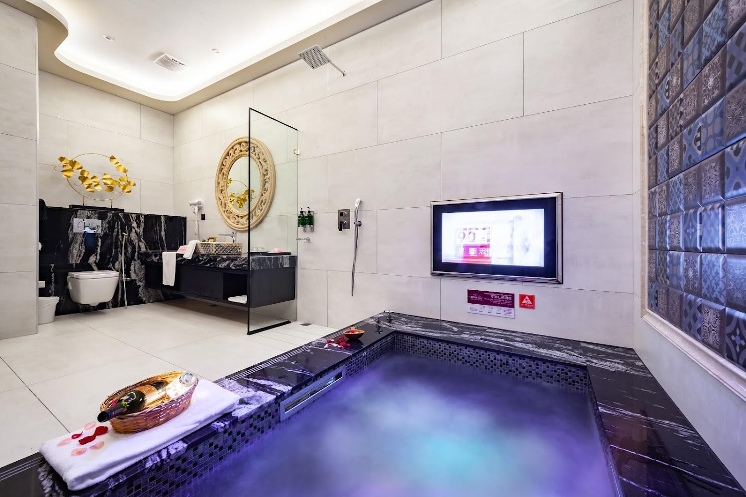 2026台中南區住宿首選》挪威森林台中文創館：住進設計美術館，親子友善、車站5分鐘超便利！