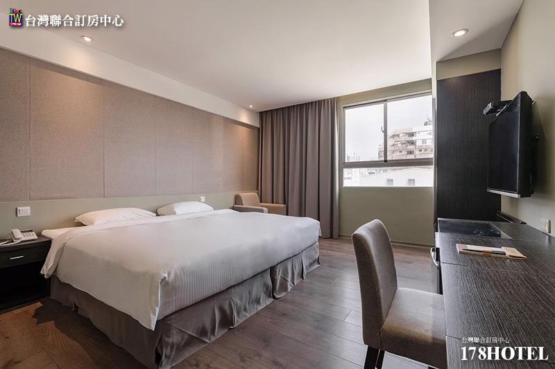 河堤漫旅自立館商務雙人房空間