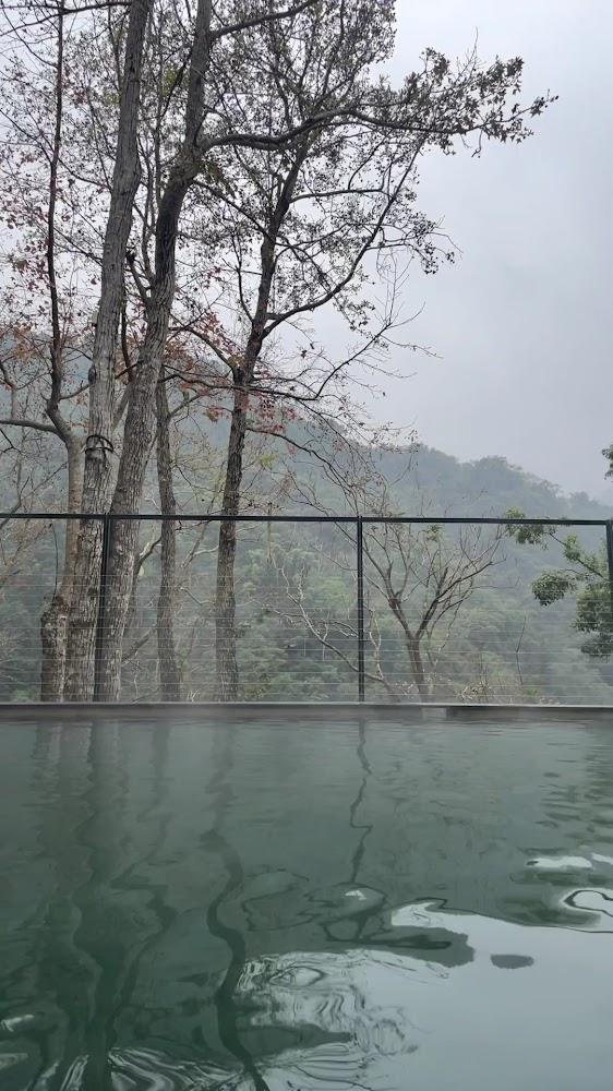 2026 苗栗溫泉秘境！泰安湯悅「平日限定」4,999 元，免費升等頂級水悅湯房享私密美人湯